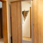 Mit Zwei Schlafzimmern Und Terrasse By Interhome *