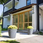 Lejlighed Mit Zwei Schlafzimmern Und Terrasse By Interhome
