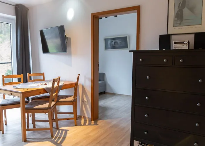 Διαμέρισμα Mit Zwei Schlafzimmern Und Terrasse By Interhome Weißenstadt